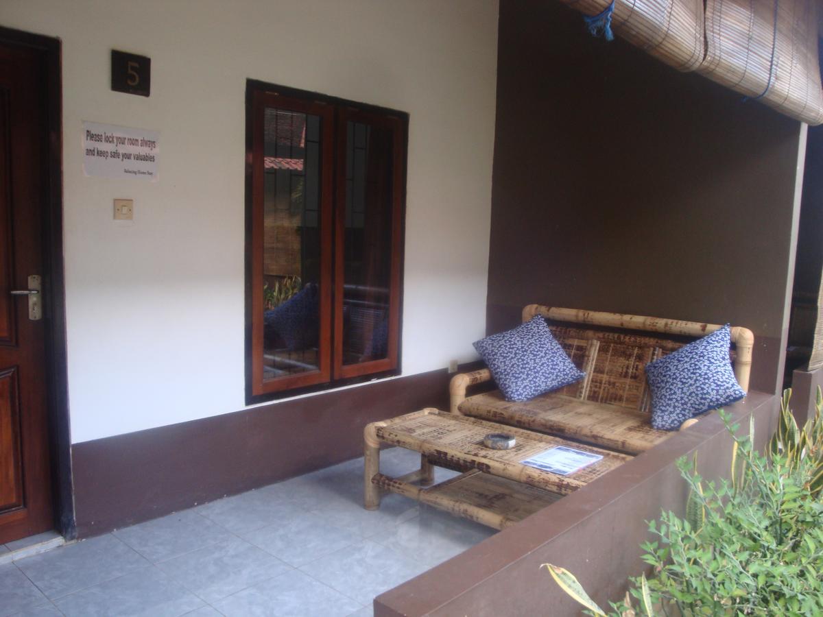 Relaxing Homestay Kuta  Ngoại thất bức ảnh